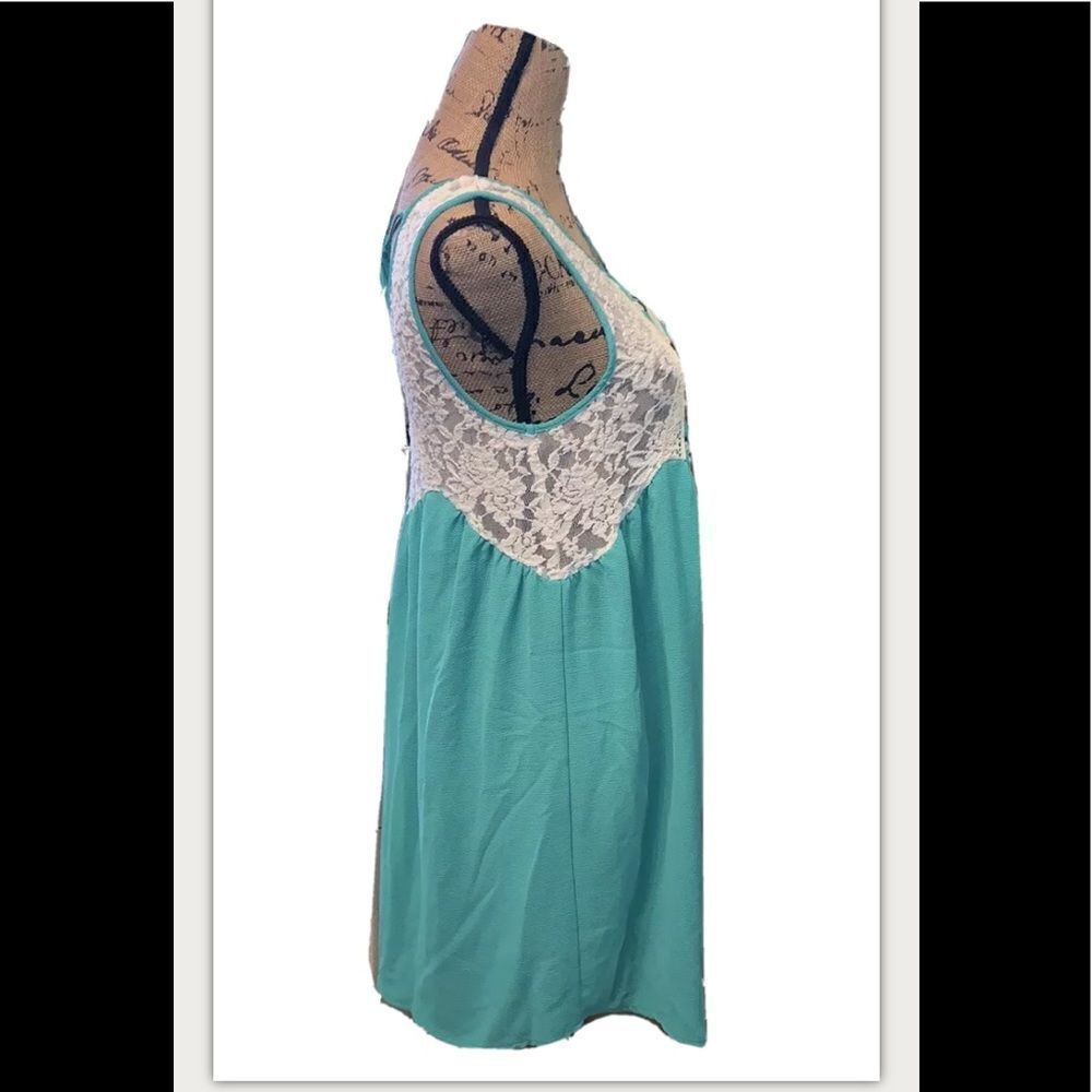 She + Sky Green Silk Blend Embroidery Dress Size Medium - Picture 3 of 7